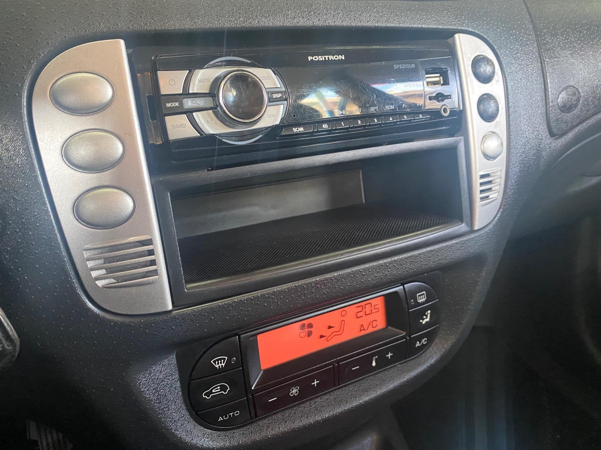 Foto número 328243 do veiculo