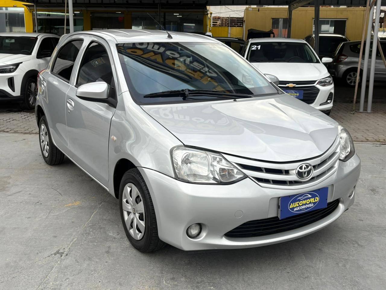 Foto número 319243 do veiculo