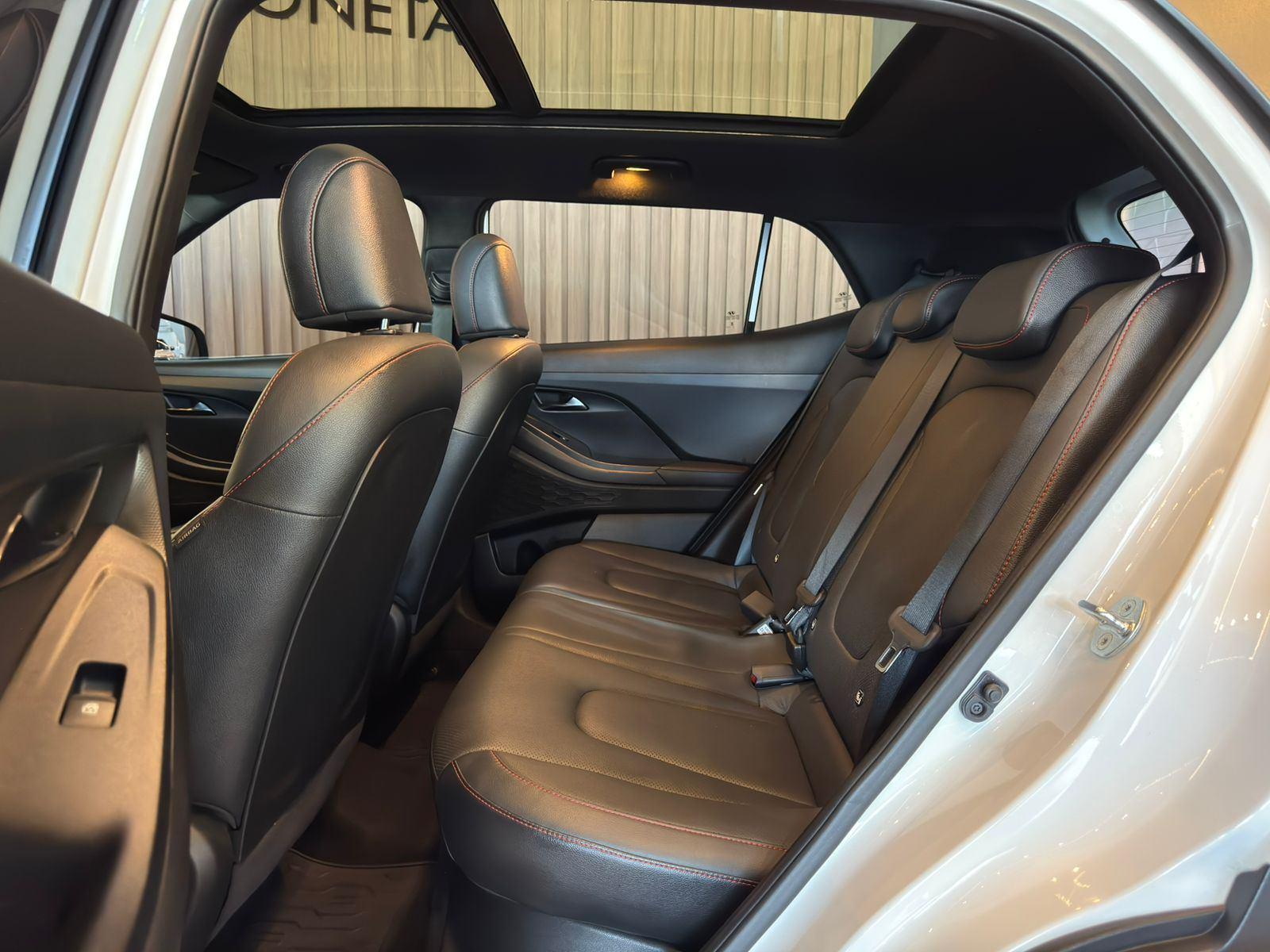 Foto número 343709 do veiculo