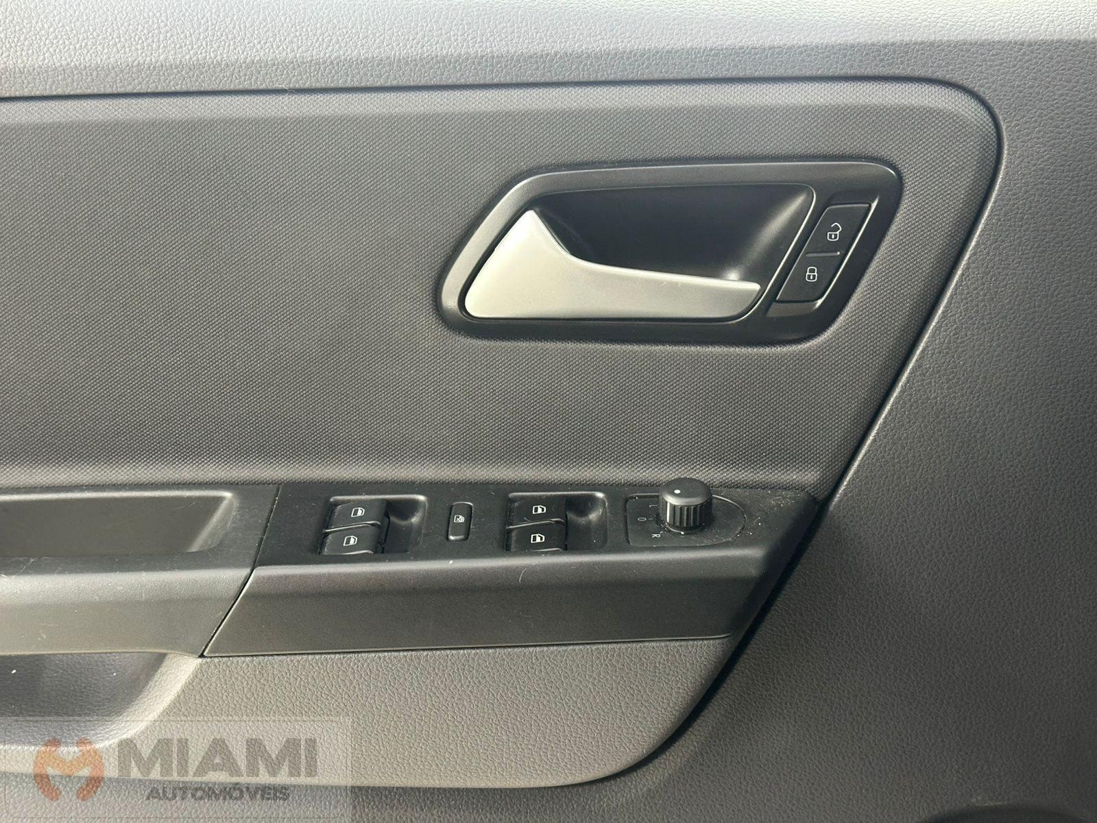 Foto número 351941 do veiculo