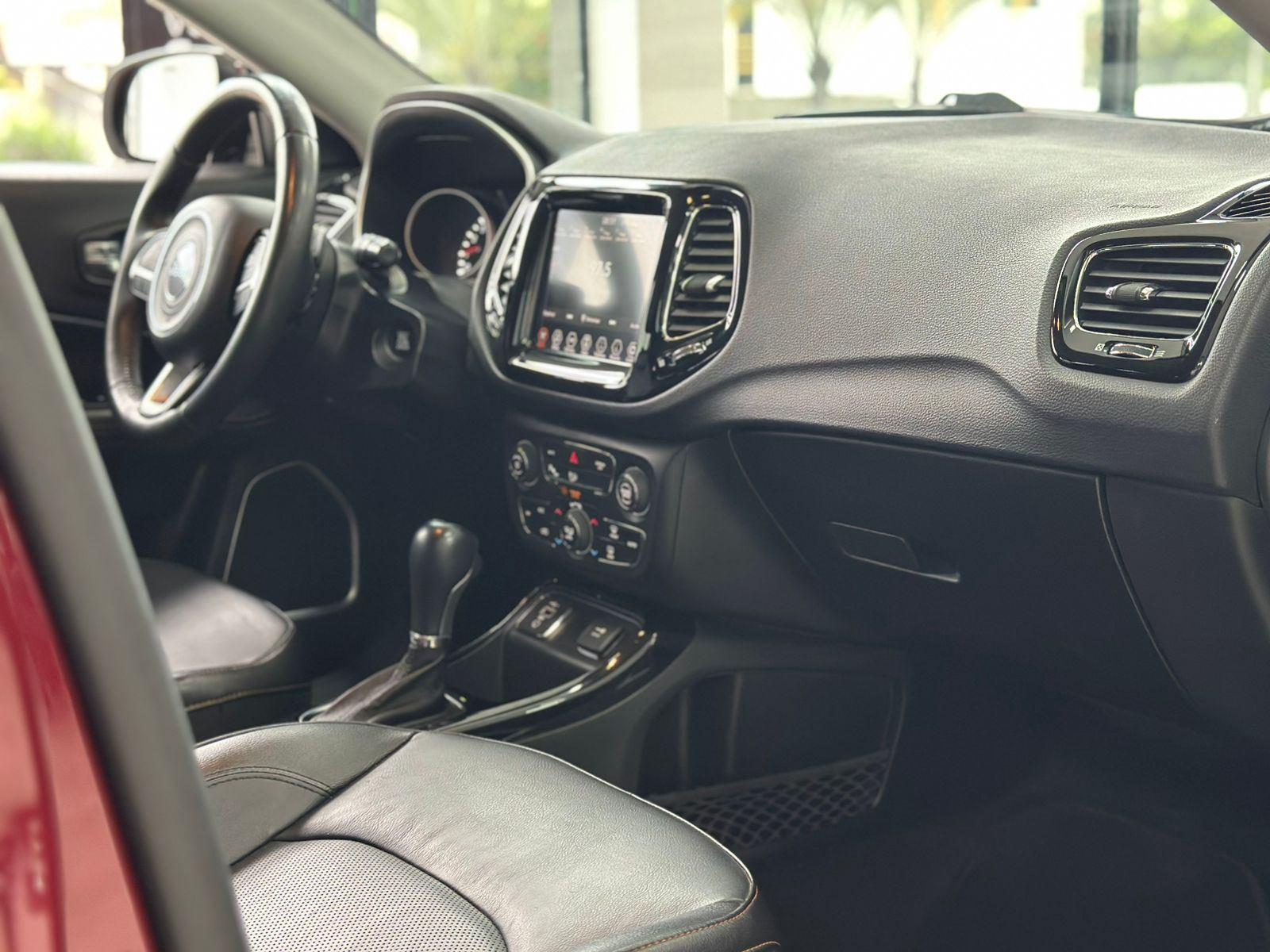 Foto número 330295 do veiculo