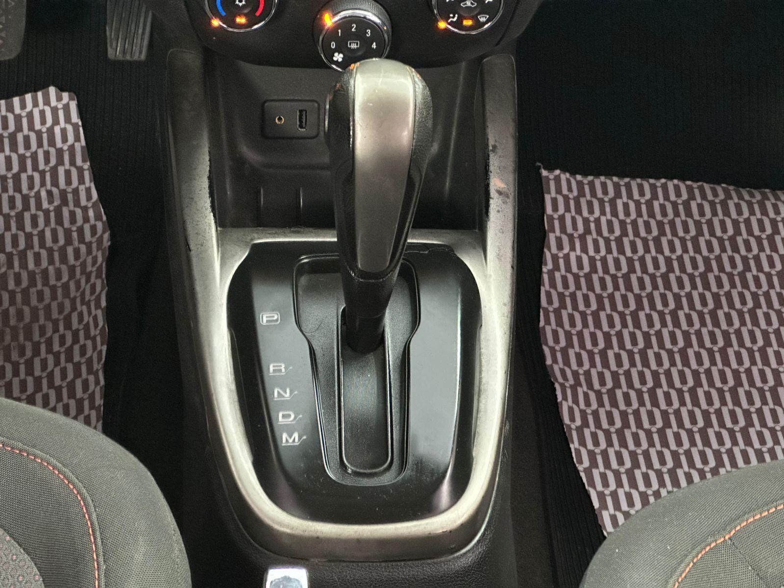 Foto número 348438 do veiculo