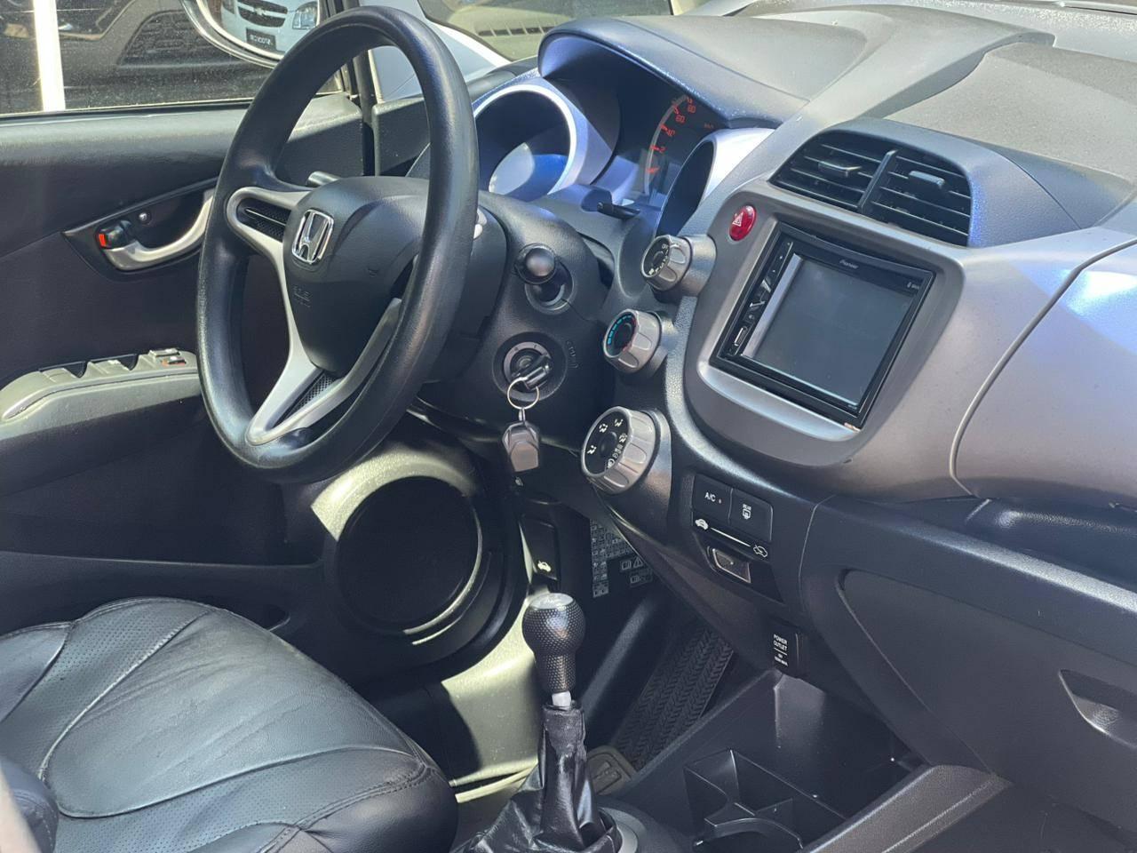 Foto número 340948 do veiculo