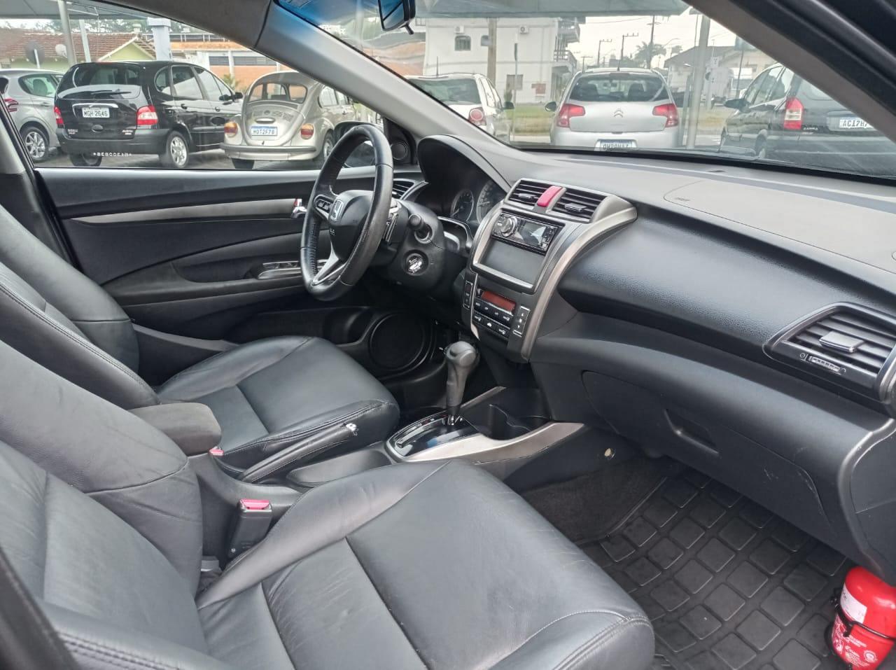 Foto número 350899 do veiculo