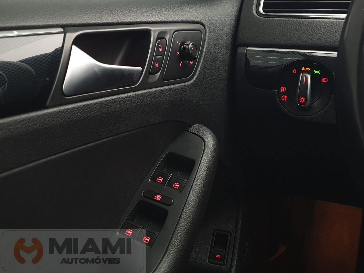 Foto número 331118 do veiculo