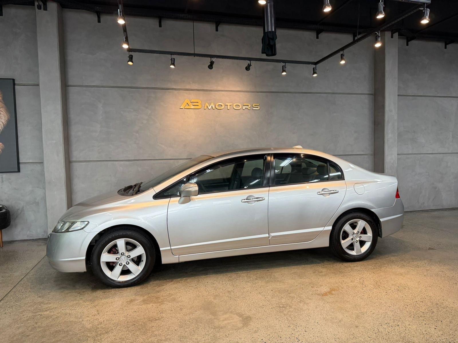 Foto número 352910 do veiculo