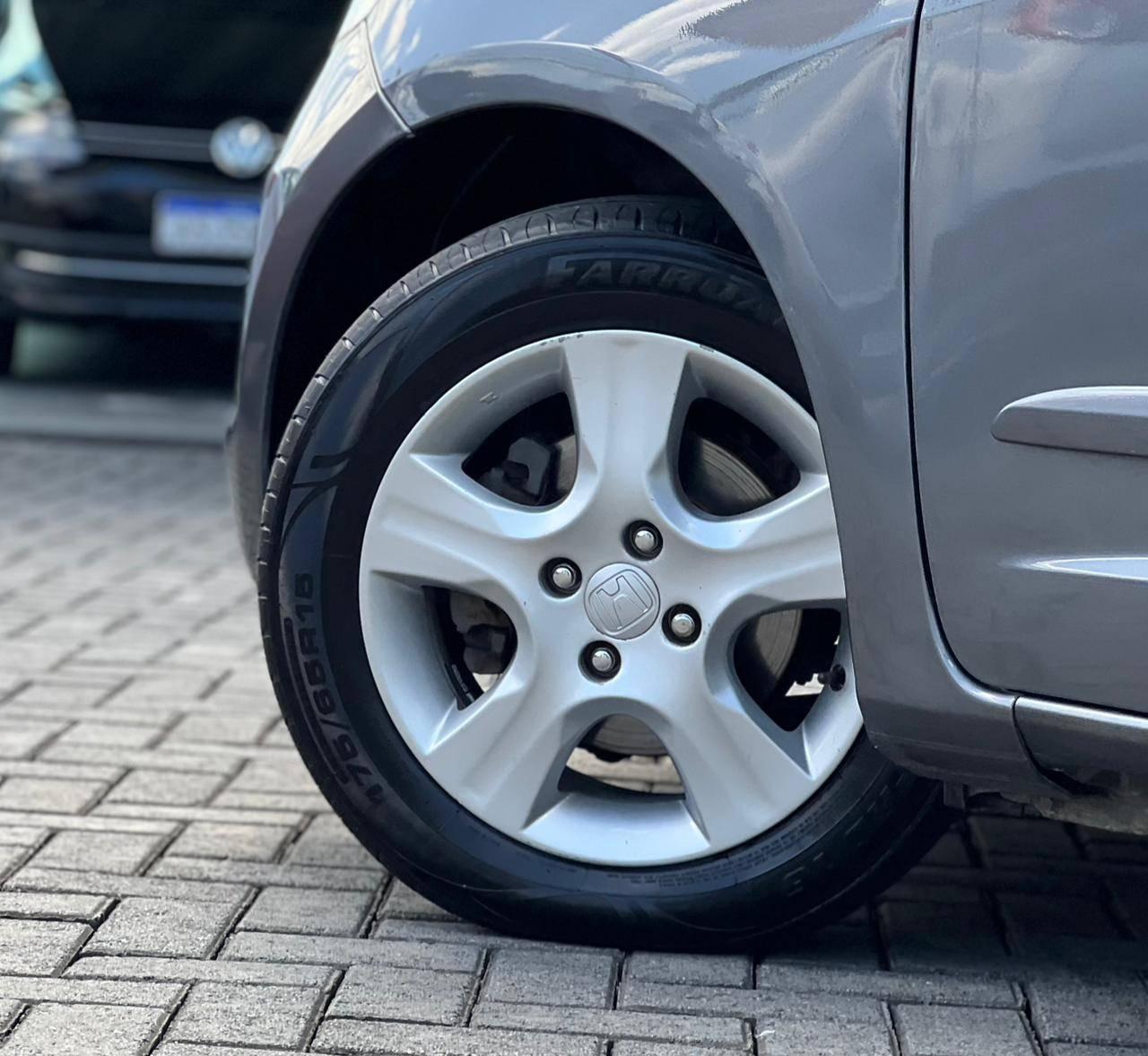 Foto número 340945 do veiculo