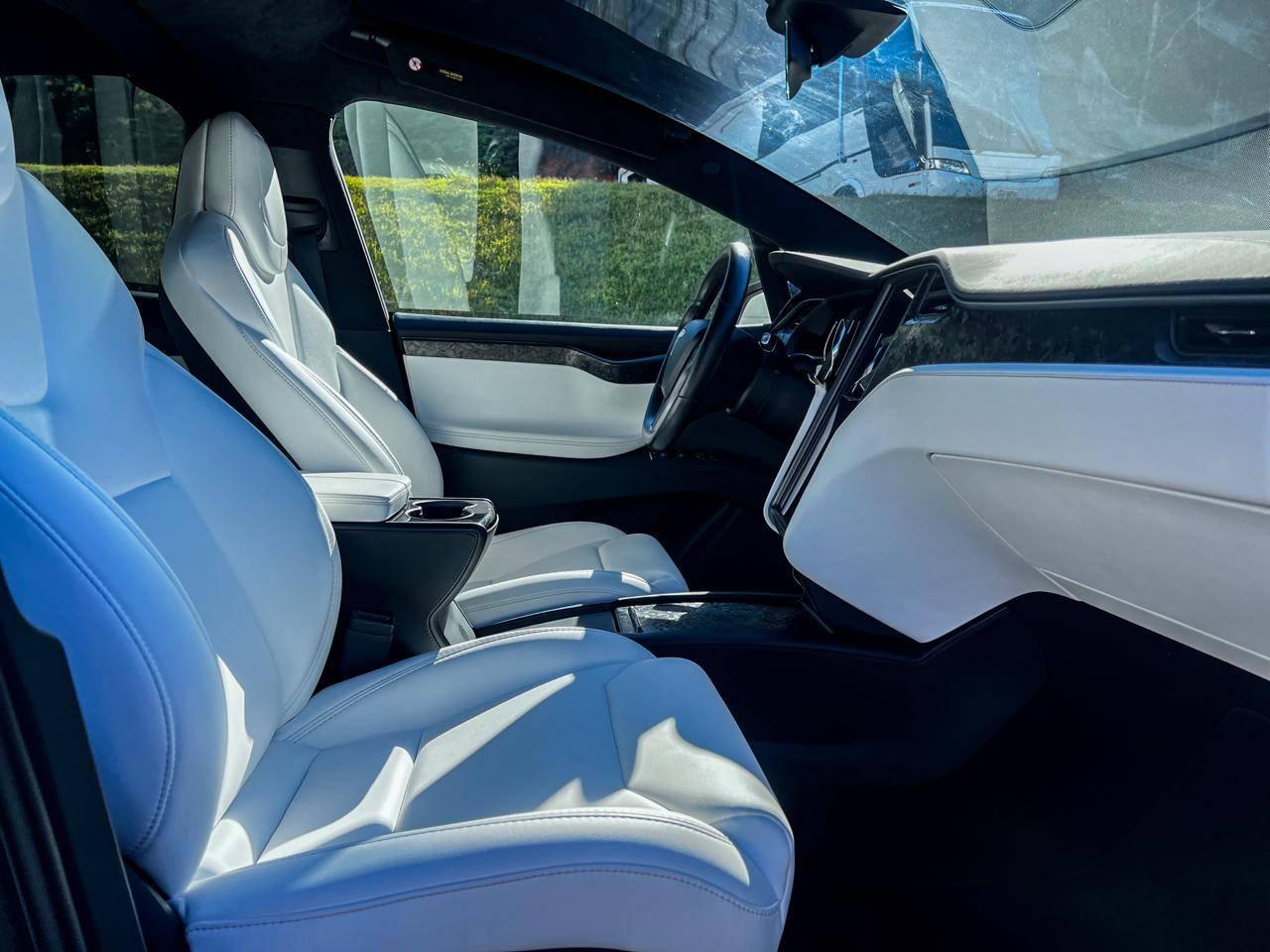 Foto número 354834 do veiculo