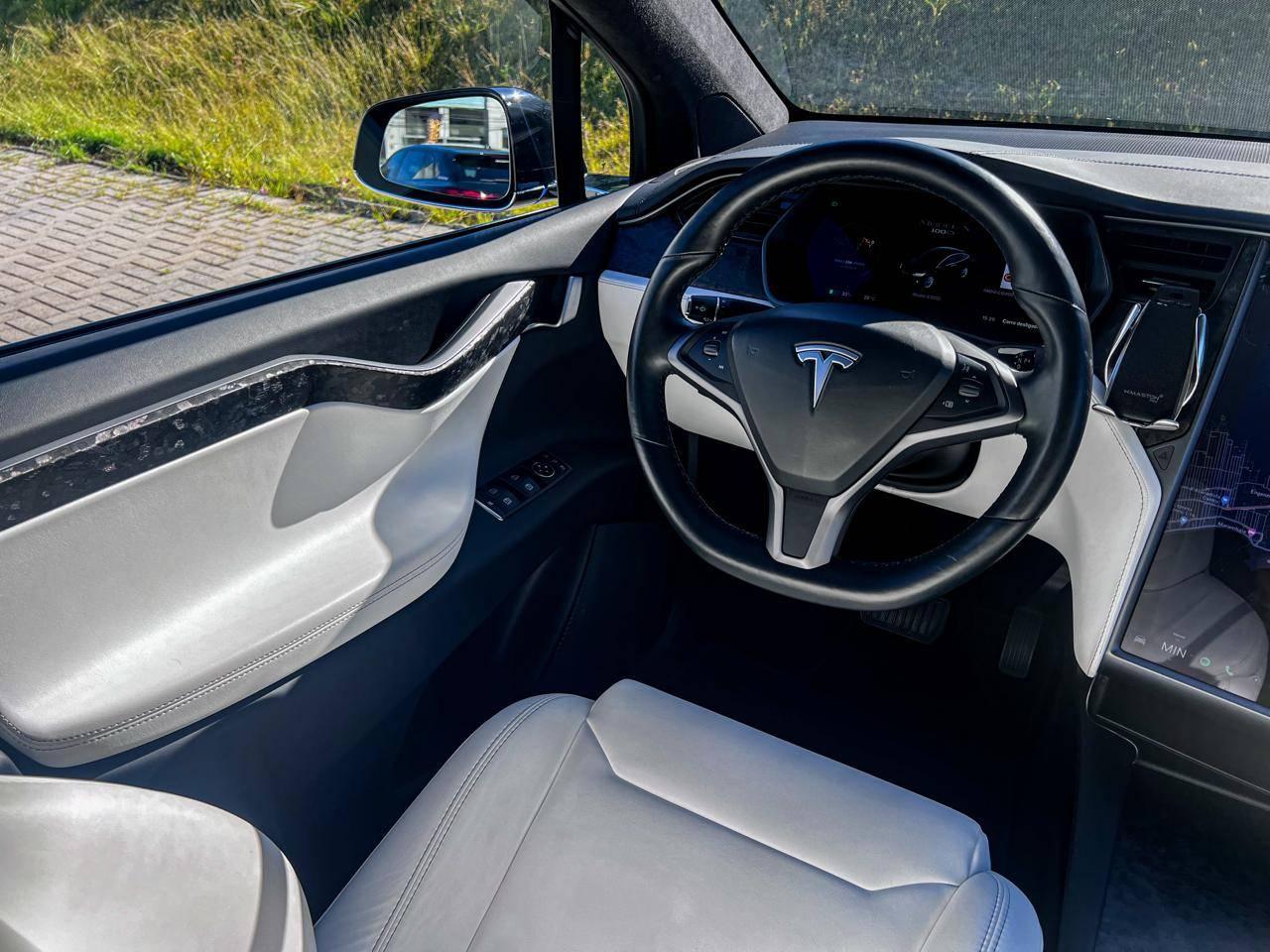 Foto número 354830 do veiculo