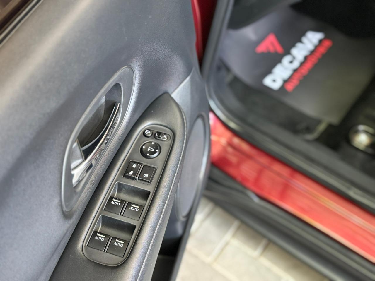 Foto número 338660 do veiculo