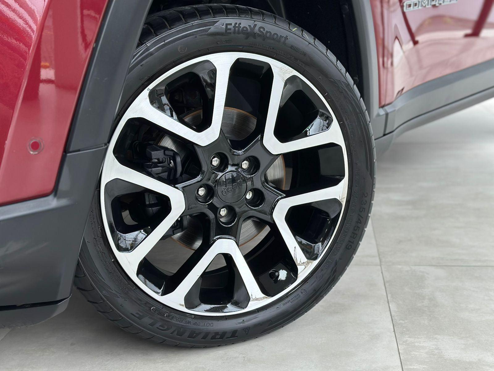 Foto número 330304 do veiculo