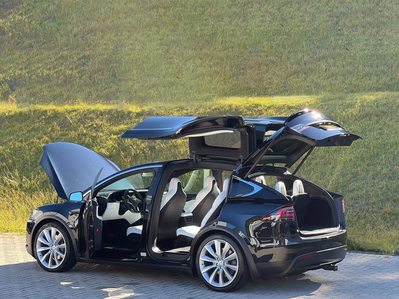 Foto número 354836 do veiculo