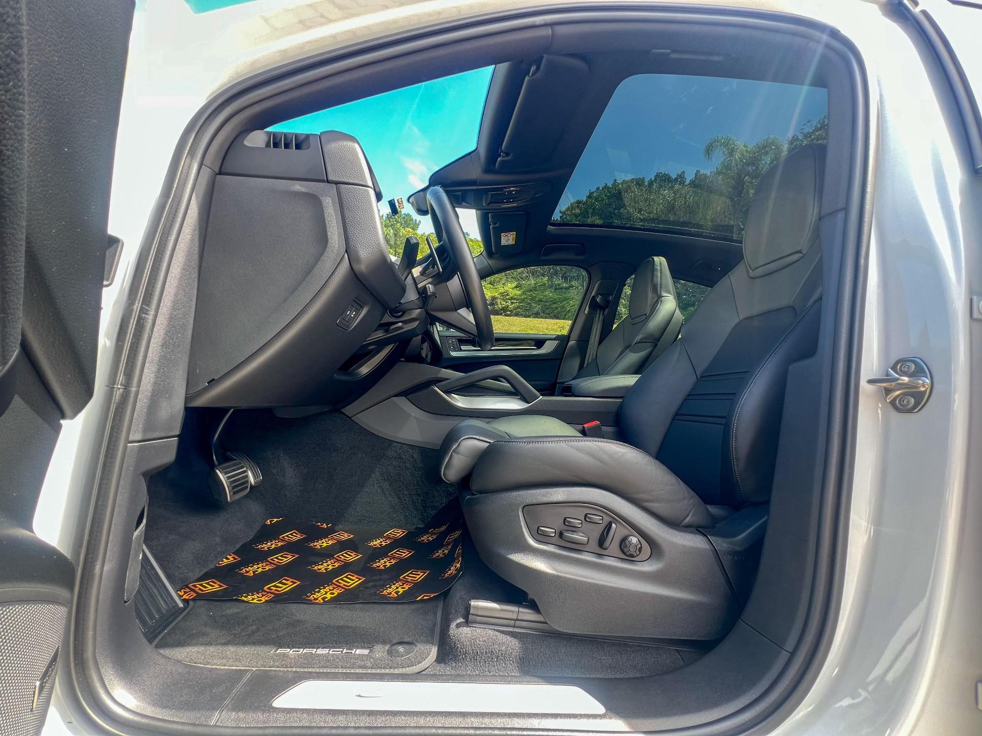 Foto número 327903 do veiculo