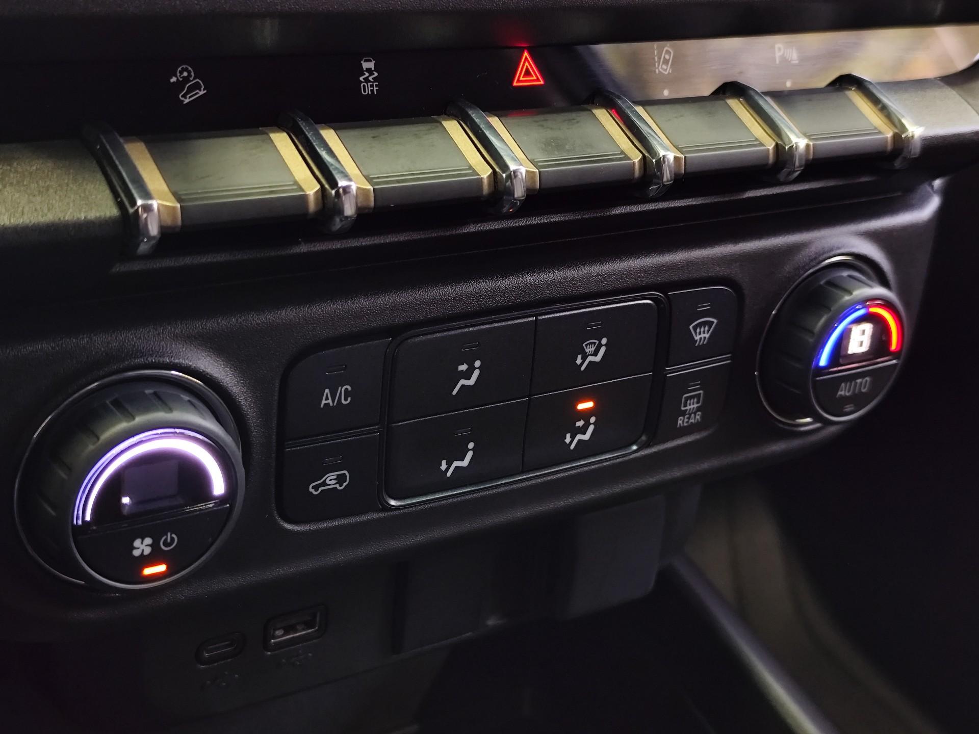 Foto número 354005 do veiculo