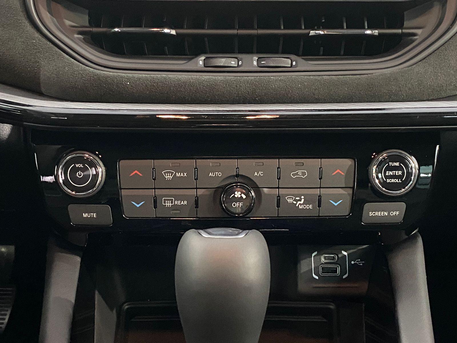 Foto número 320411 do veiculo