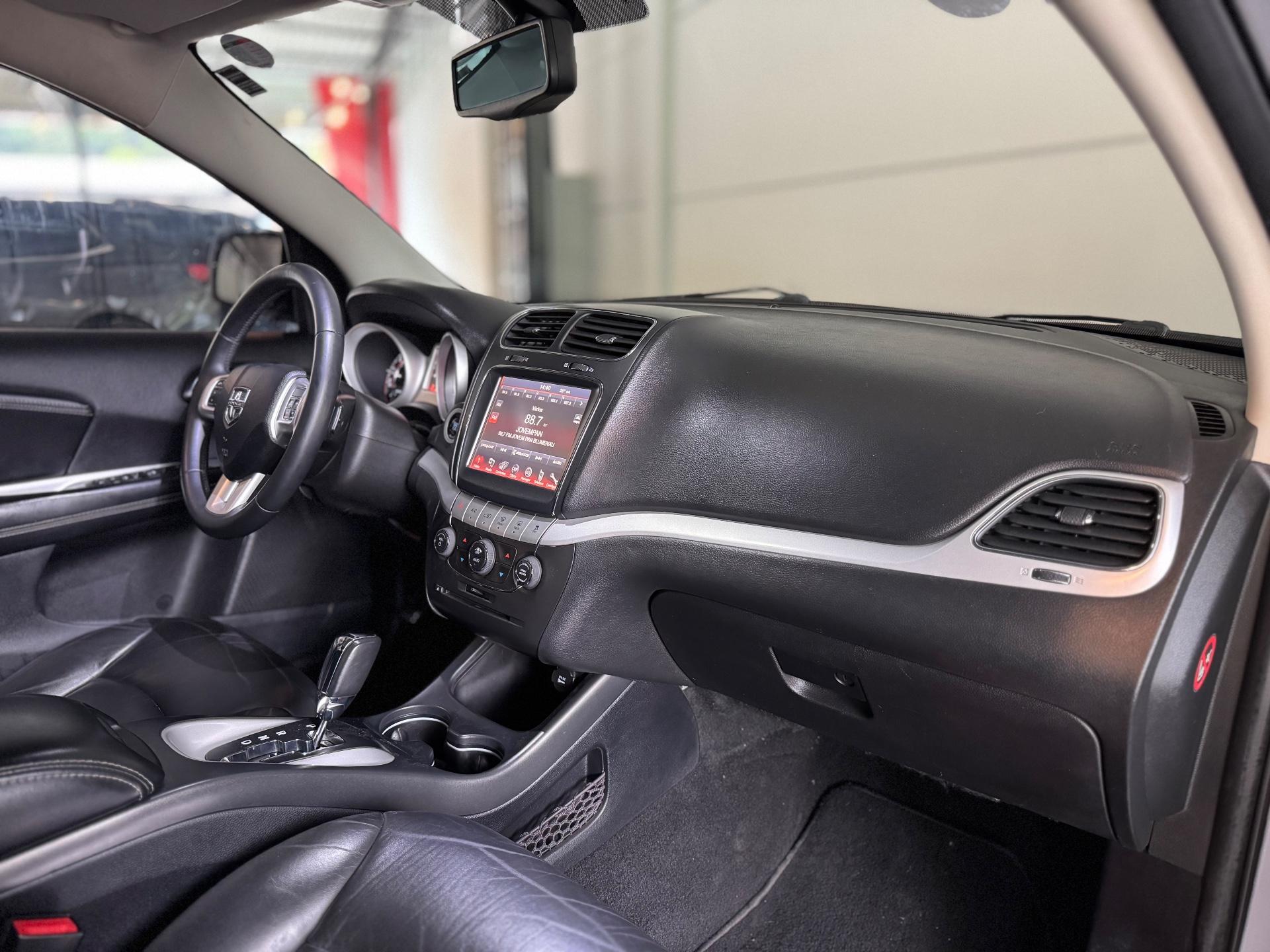 Foto número 322869 do veiculo