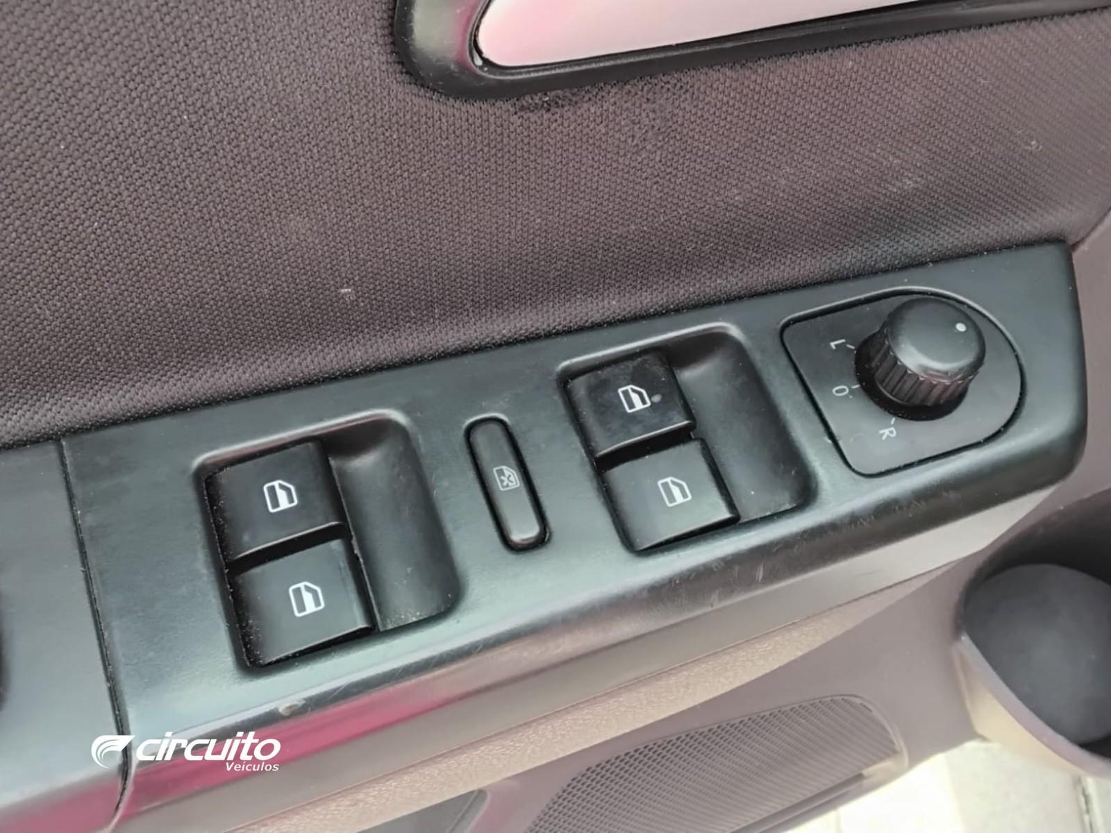 Foto número 357093 do veiculo