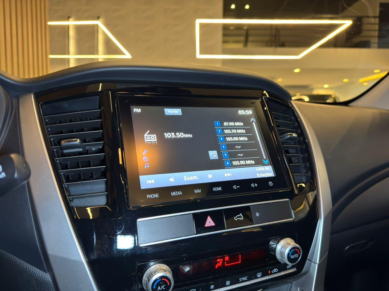 Foto número 351919 do veiculo