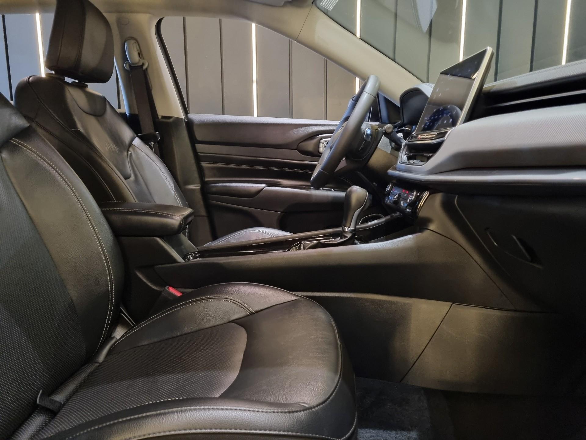 Foto número 352421 do veiculo