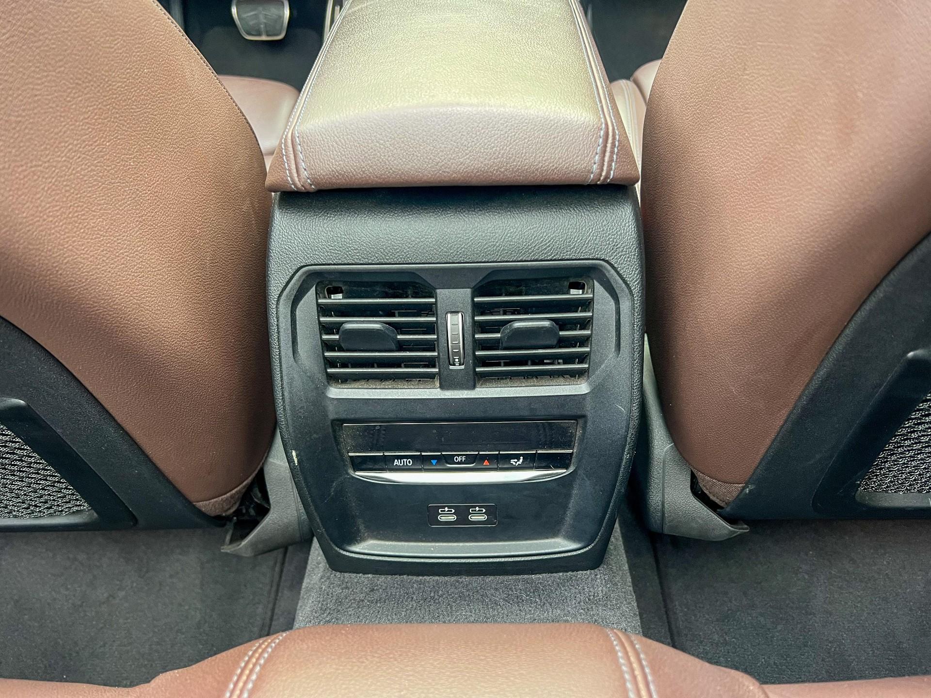 Foto número 344504 do veiculo