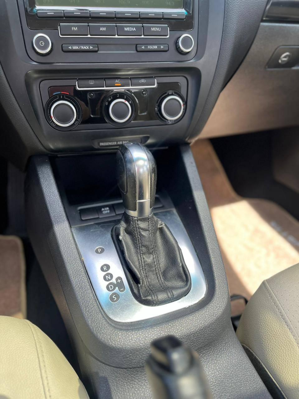 Foto número 345811 do veiculo