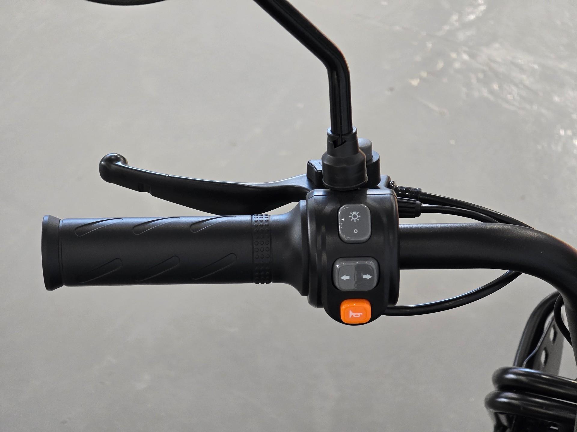 Foto número 337107 do veiculo