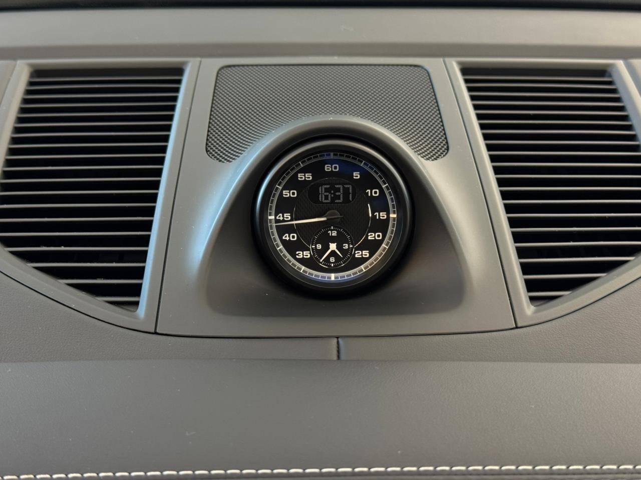 Foto número 341865 do veiculo