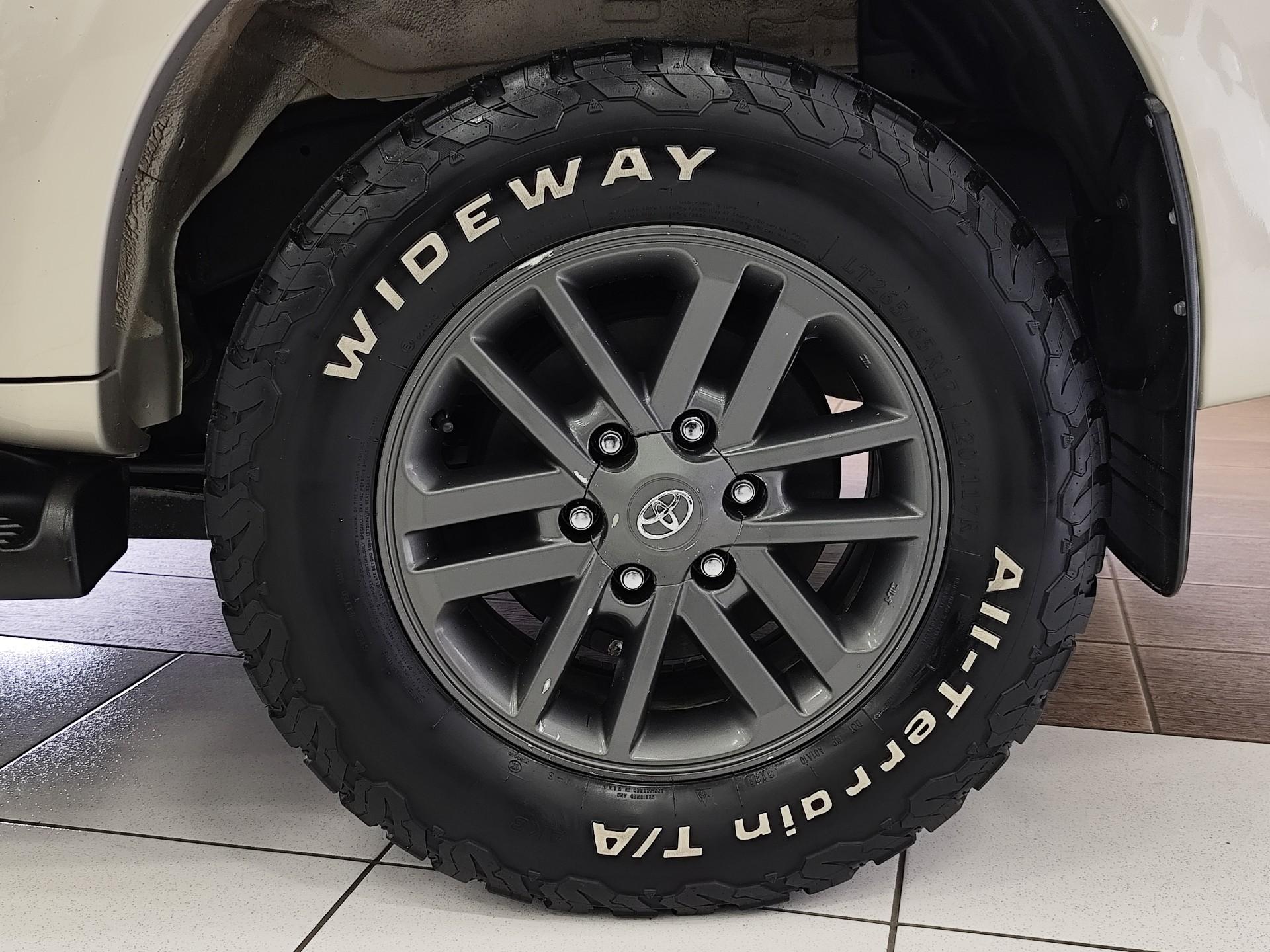 Foto número 354360 do veiculo