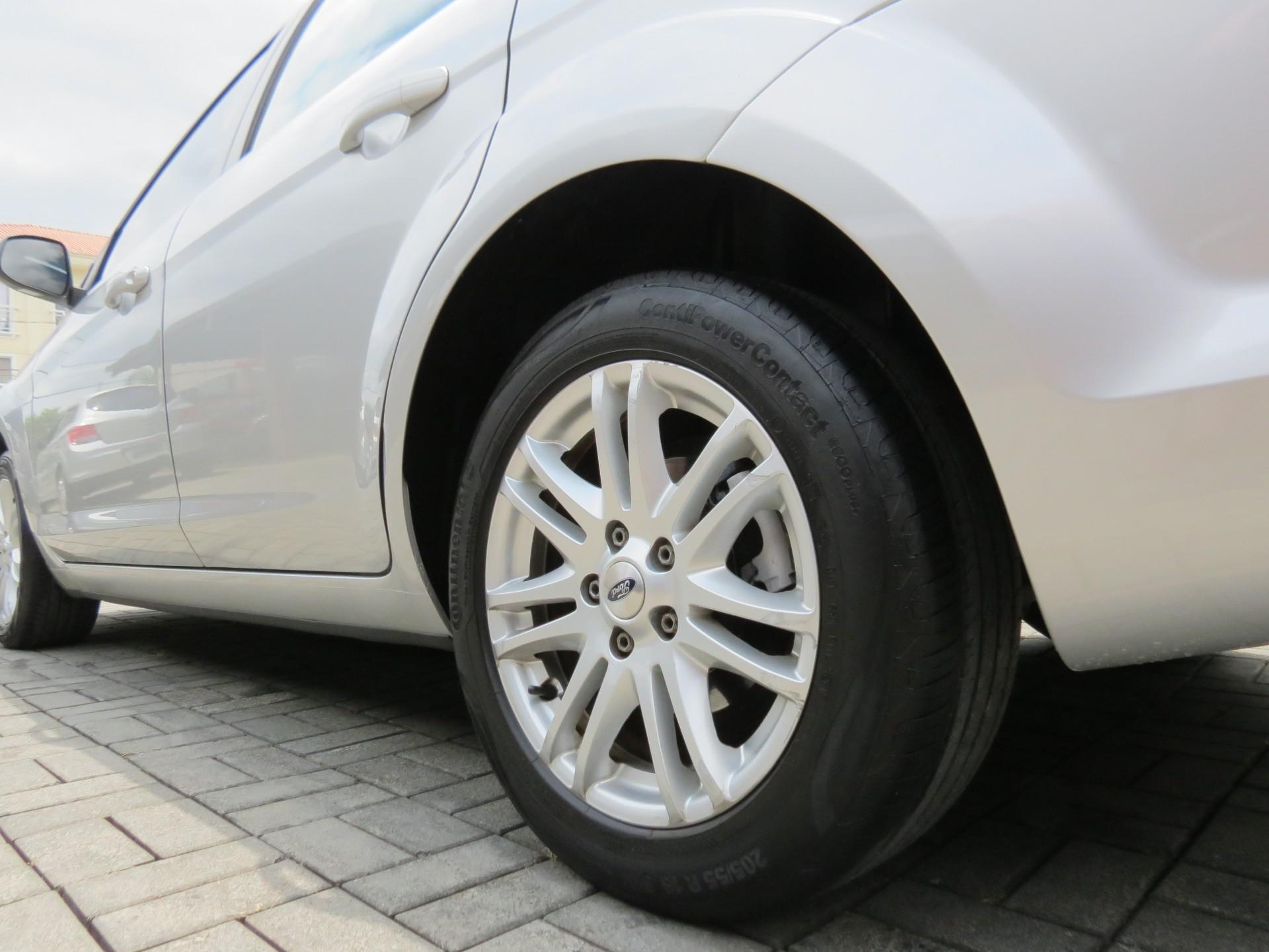 Foto número 327760 do veiculo