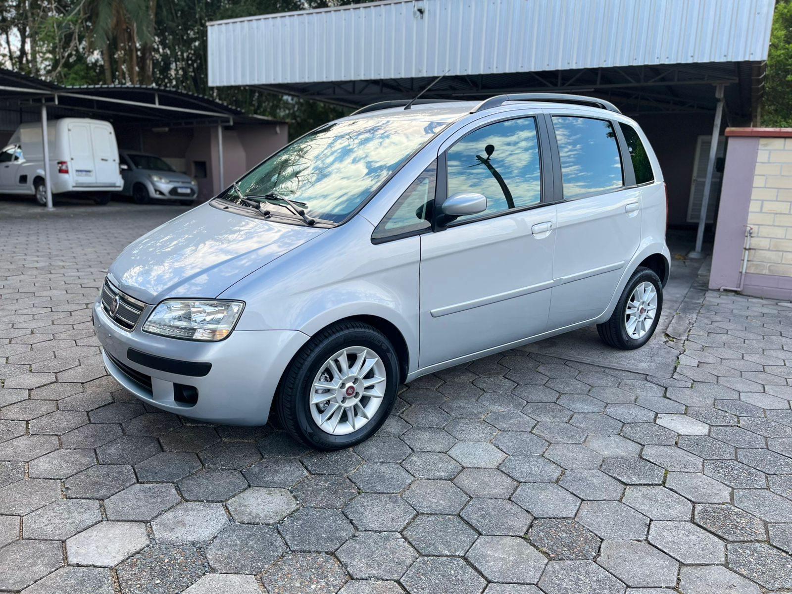 Foto número 319273 do veiculo