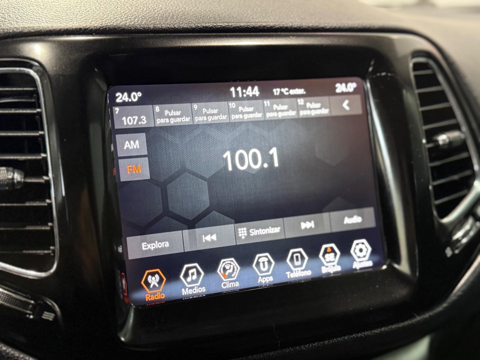 Foto número 335323 do veiculo