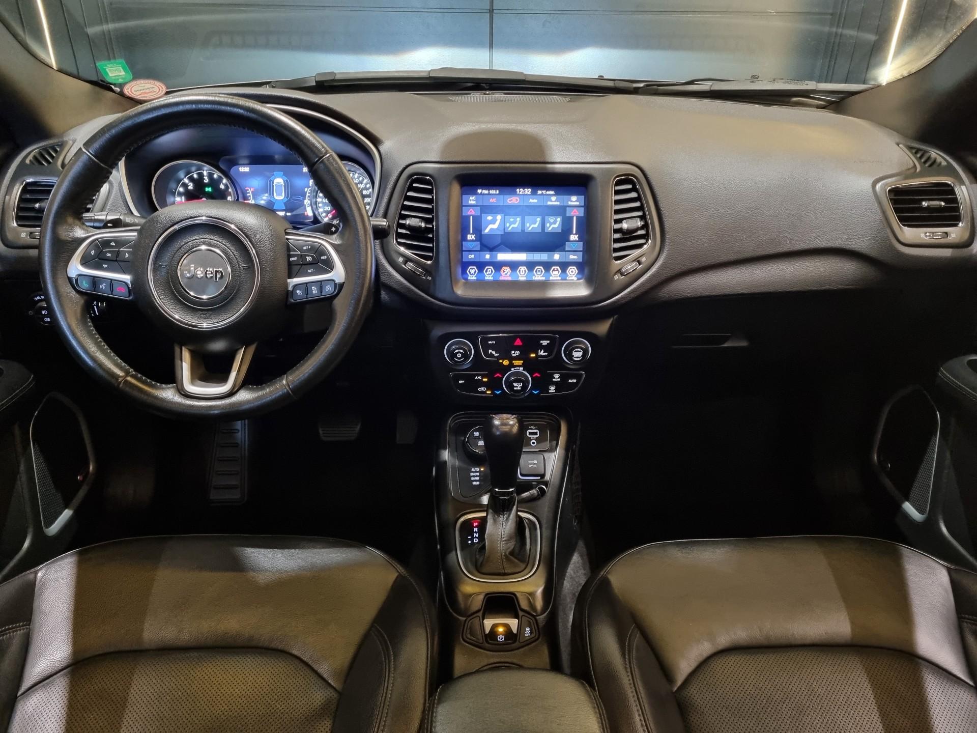 Foto número 351106 do veiculo