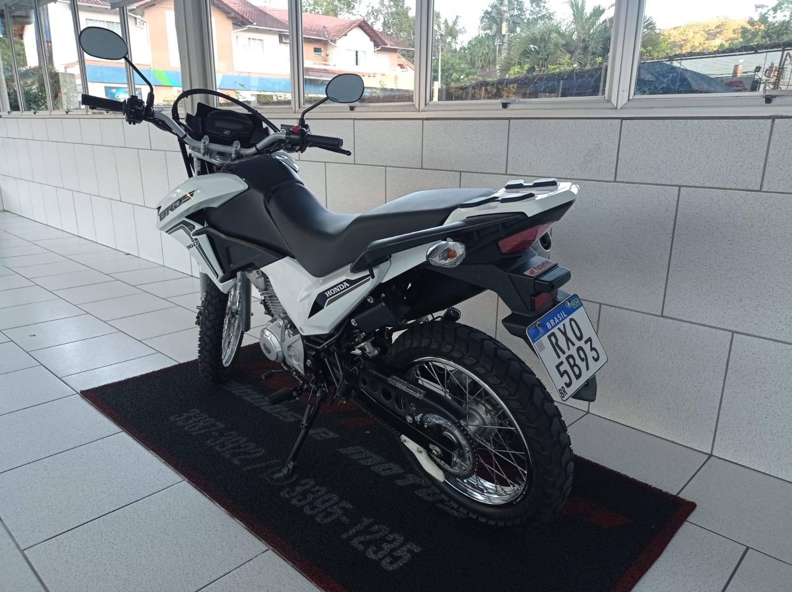 Foto número 321240 do veiculo