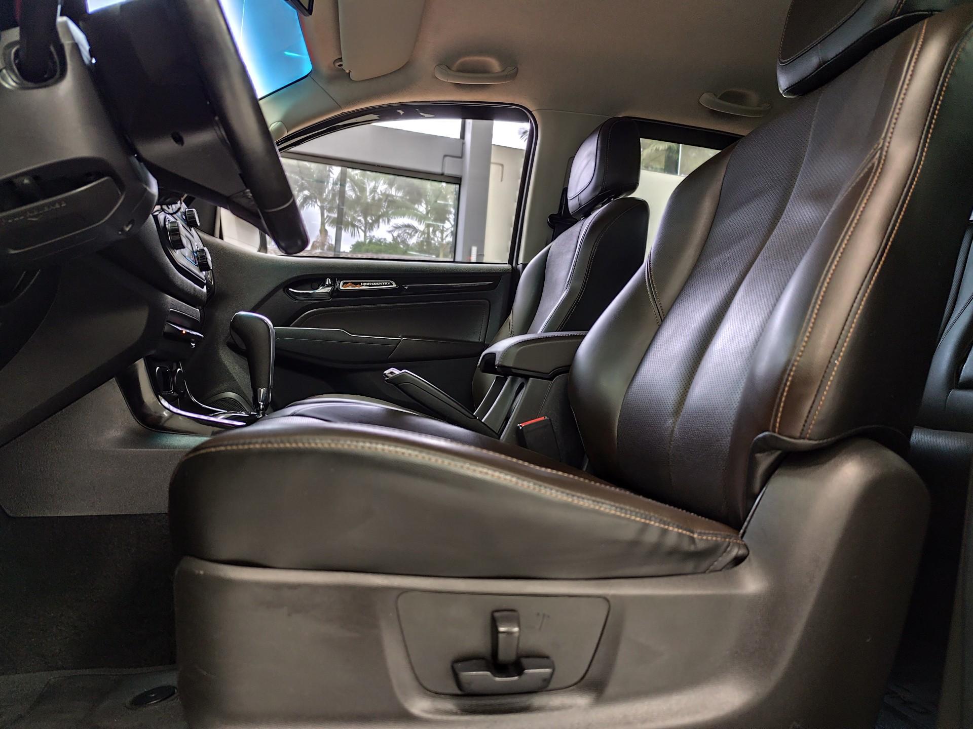 Foto número 351540 do veiculo