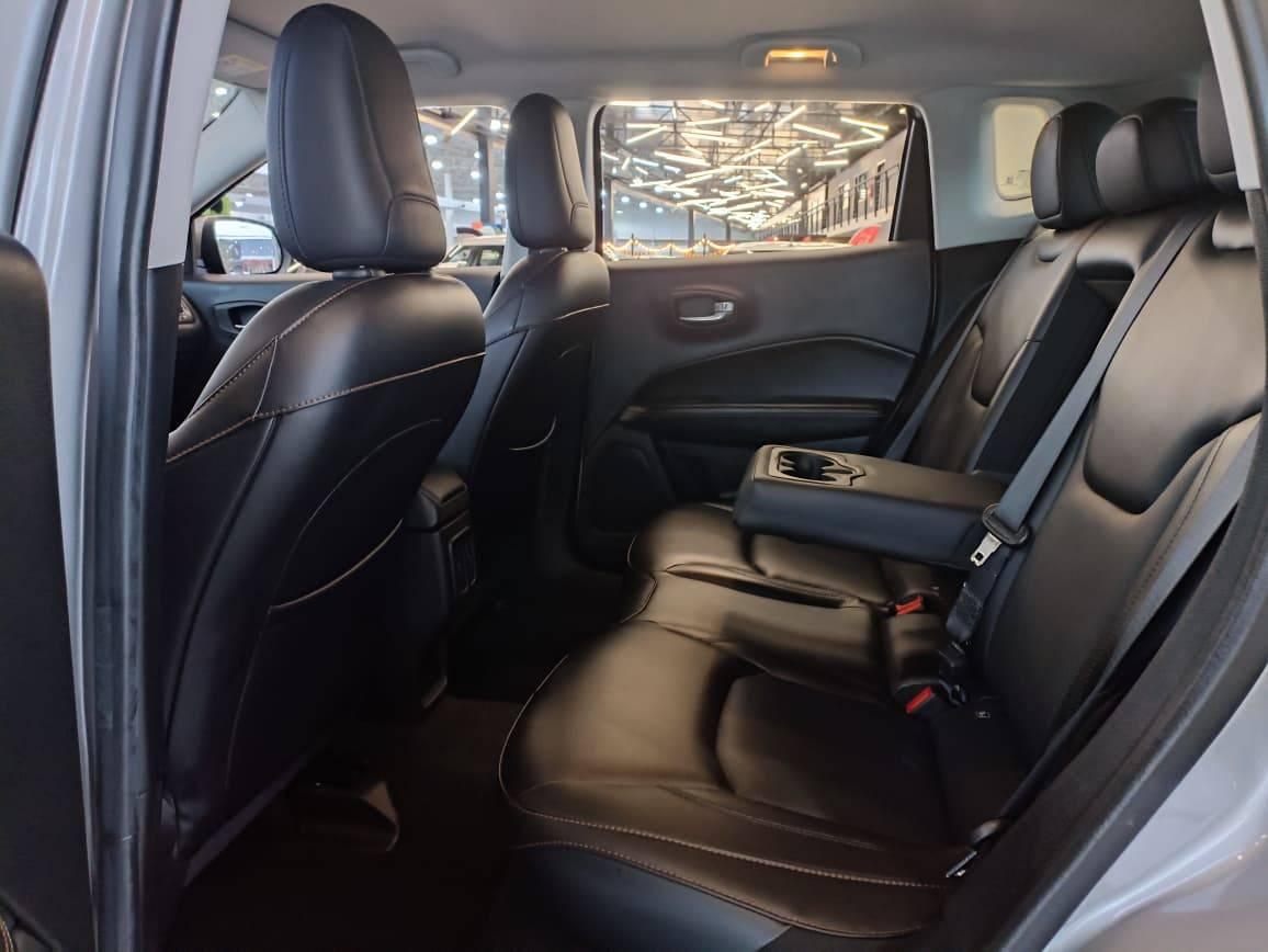 Foto número 340213 do veiculo