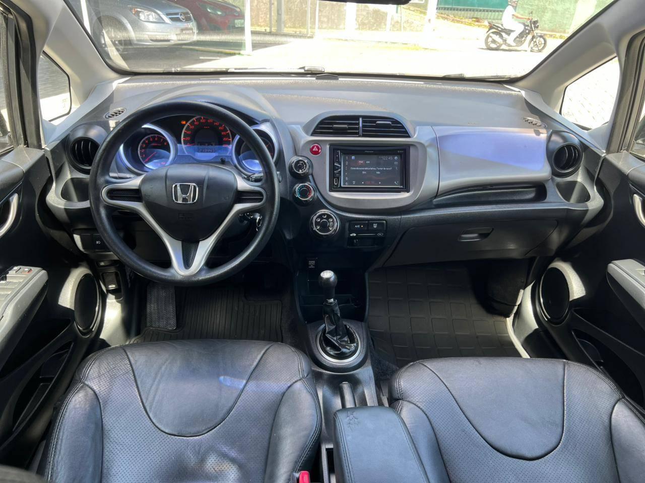 Foto número 340950 do veiculo