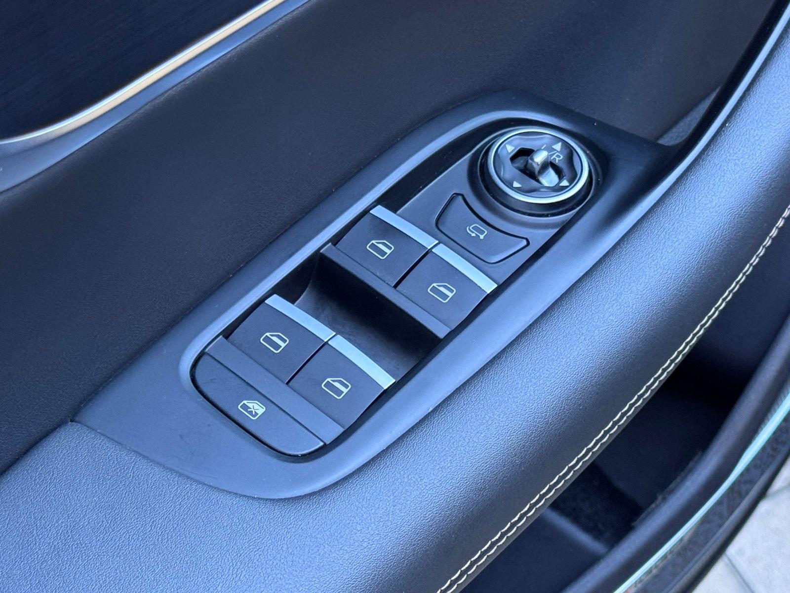 Foto número 330789 do veiculo