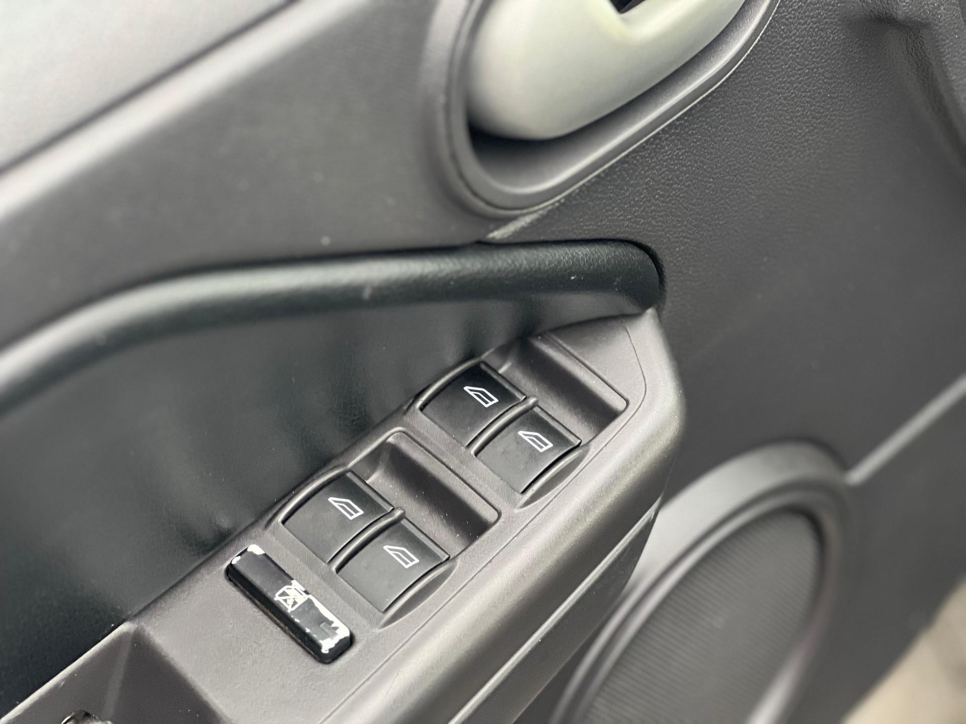 Foto número 358019 do veiculo