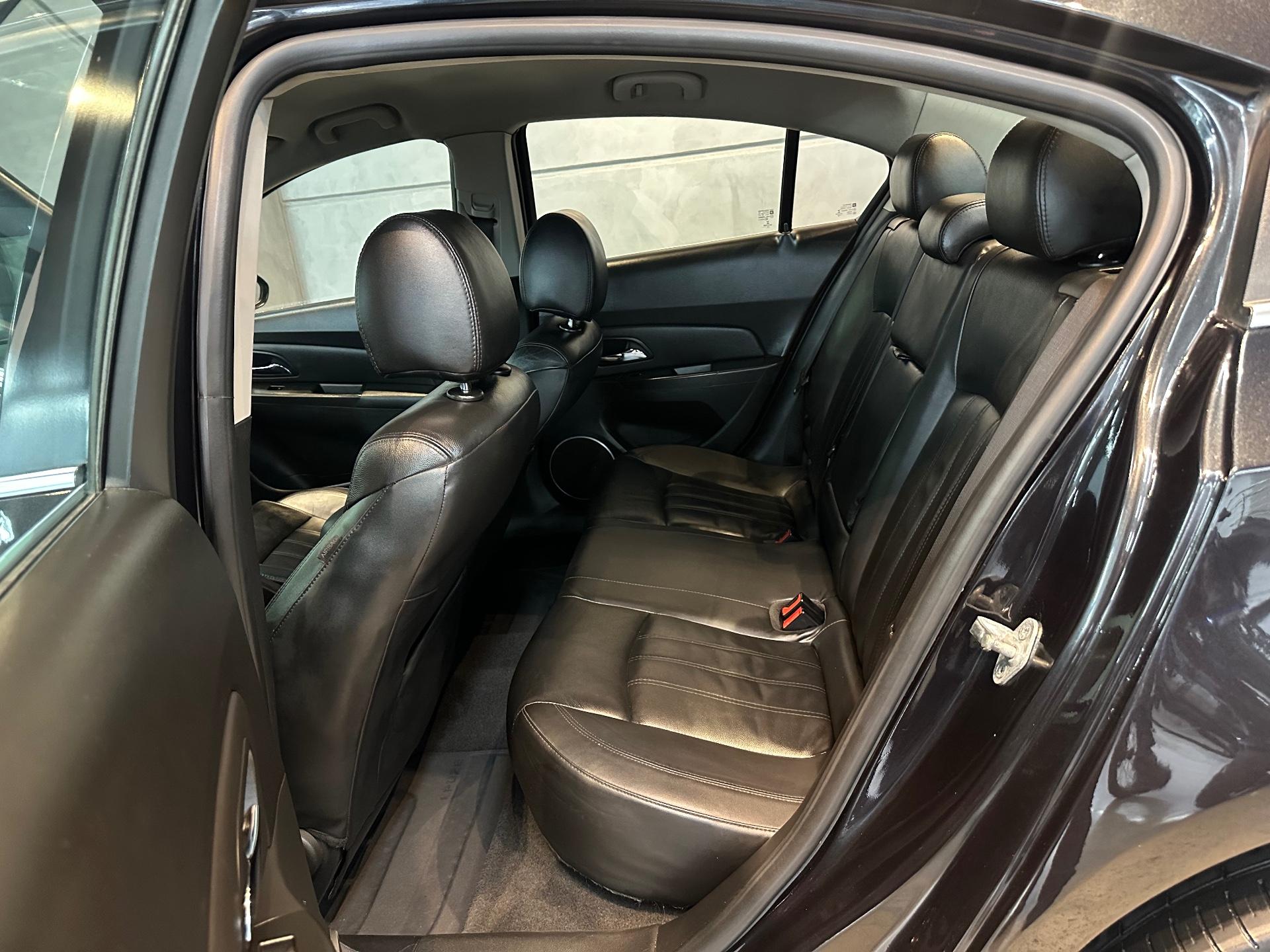 Foto número 330028 do veiculo