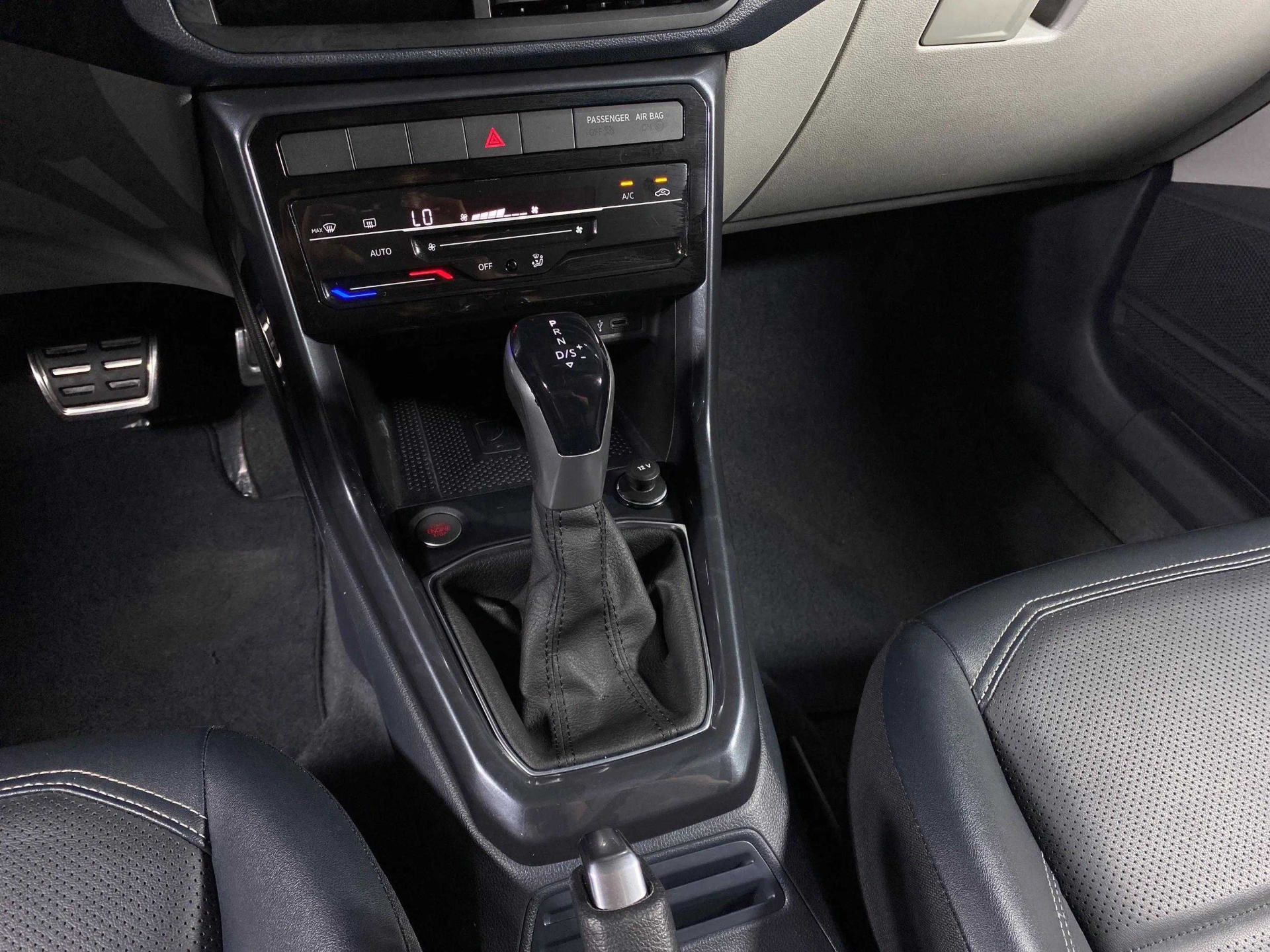 Foto número 370963 do veiculo