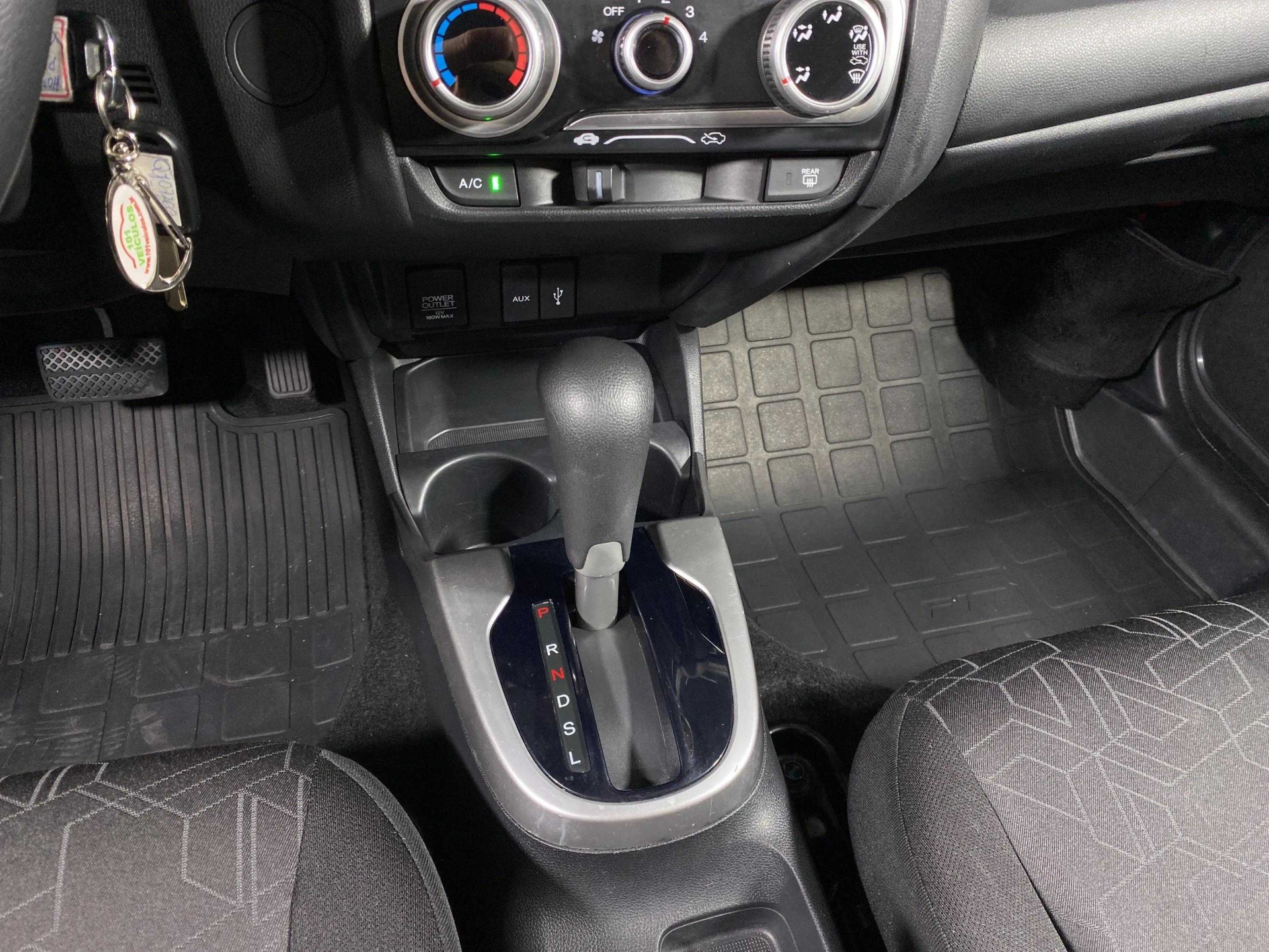 Foto número 389690 do veiculo