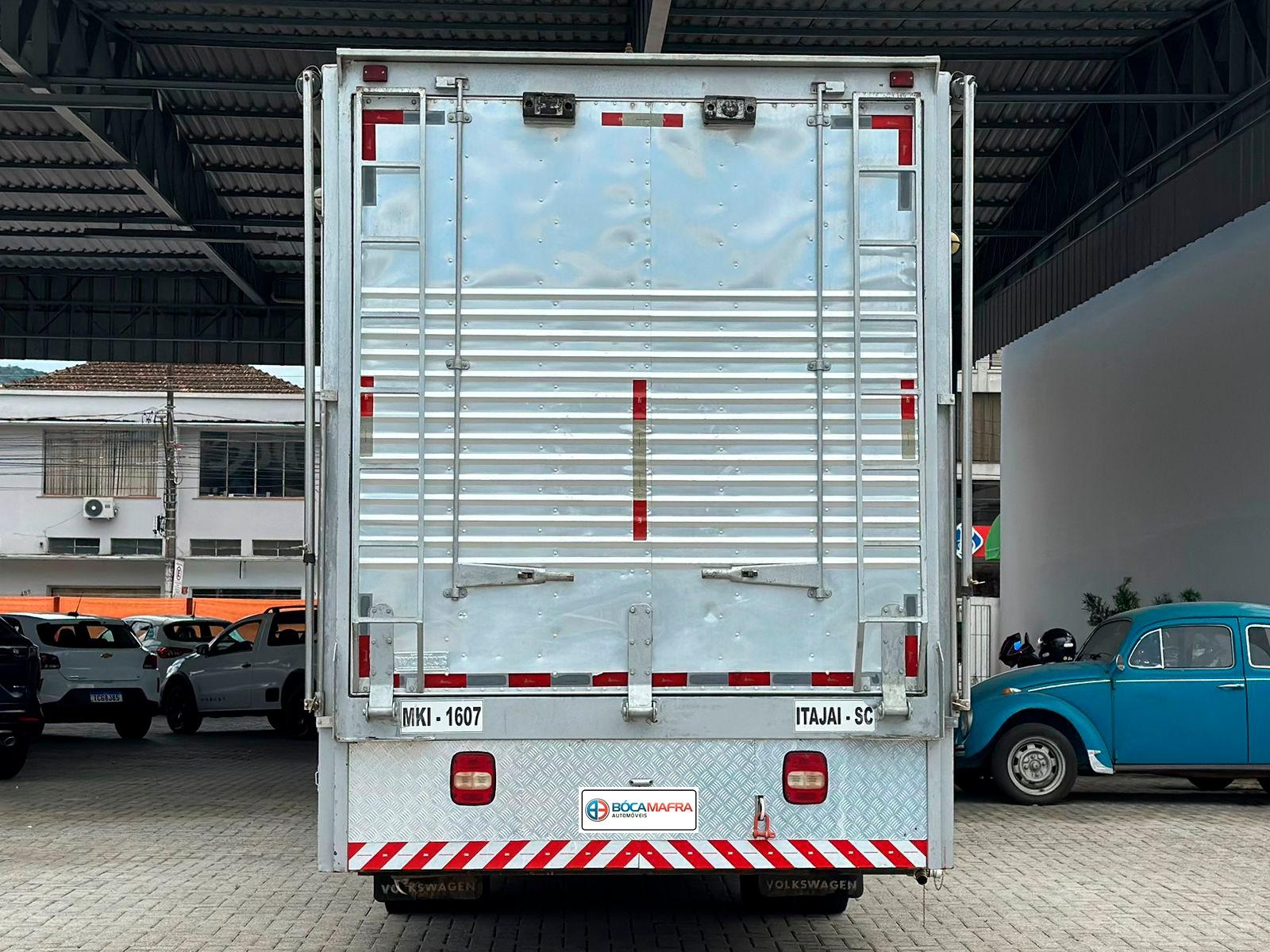 Foto número 393004 do veiculo