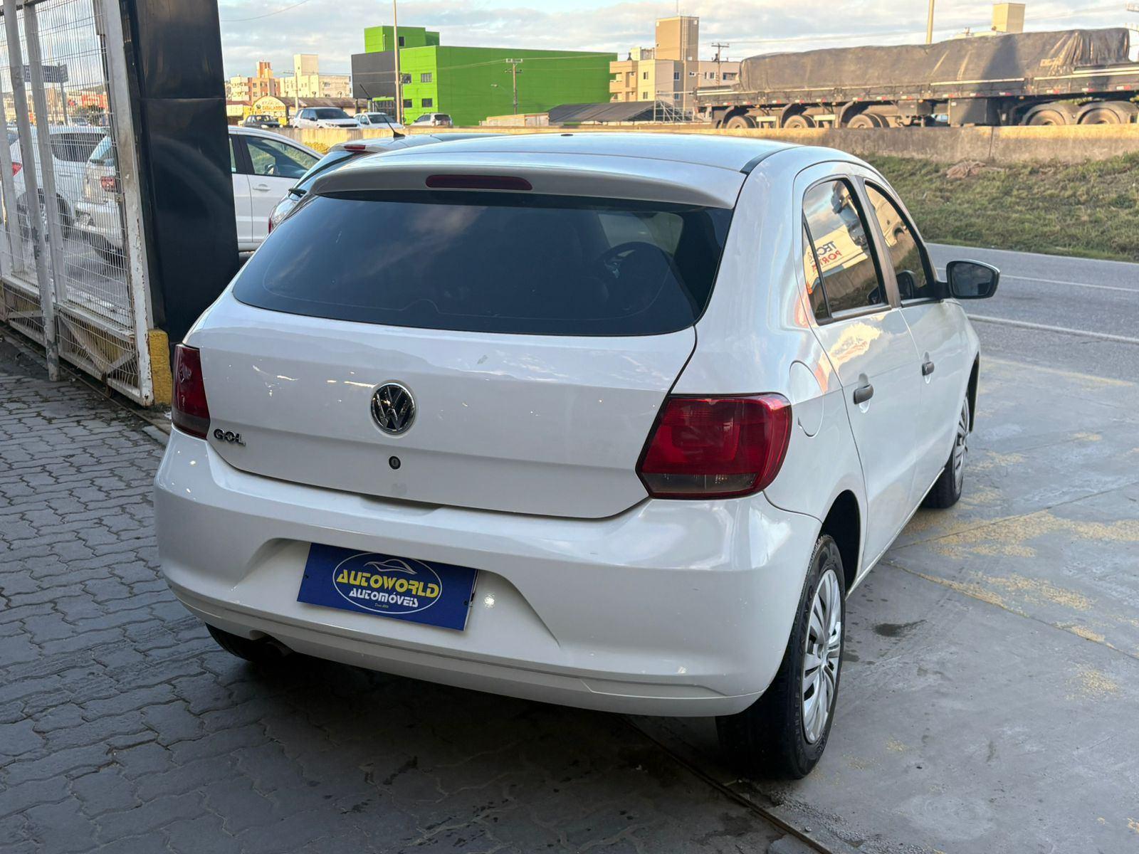 Foto número 373116 do veiculo