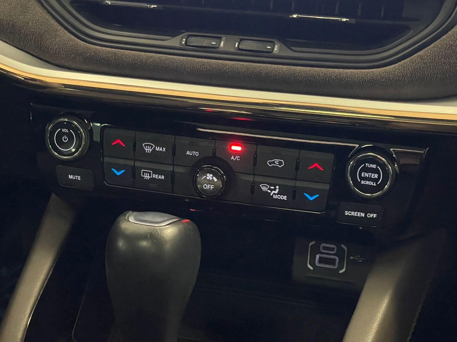 Foto número 367453 do veiculo