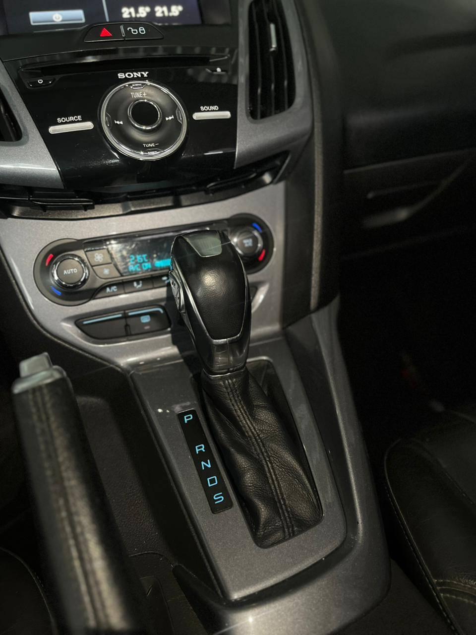 Foto número 360460 do veiculo