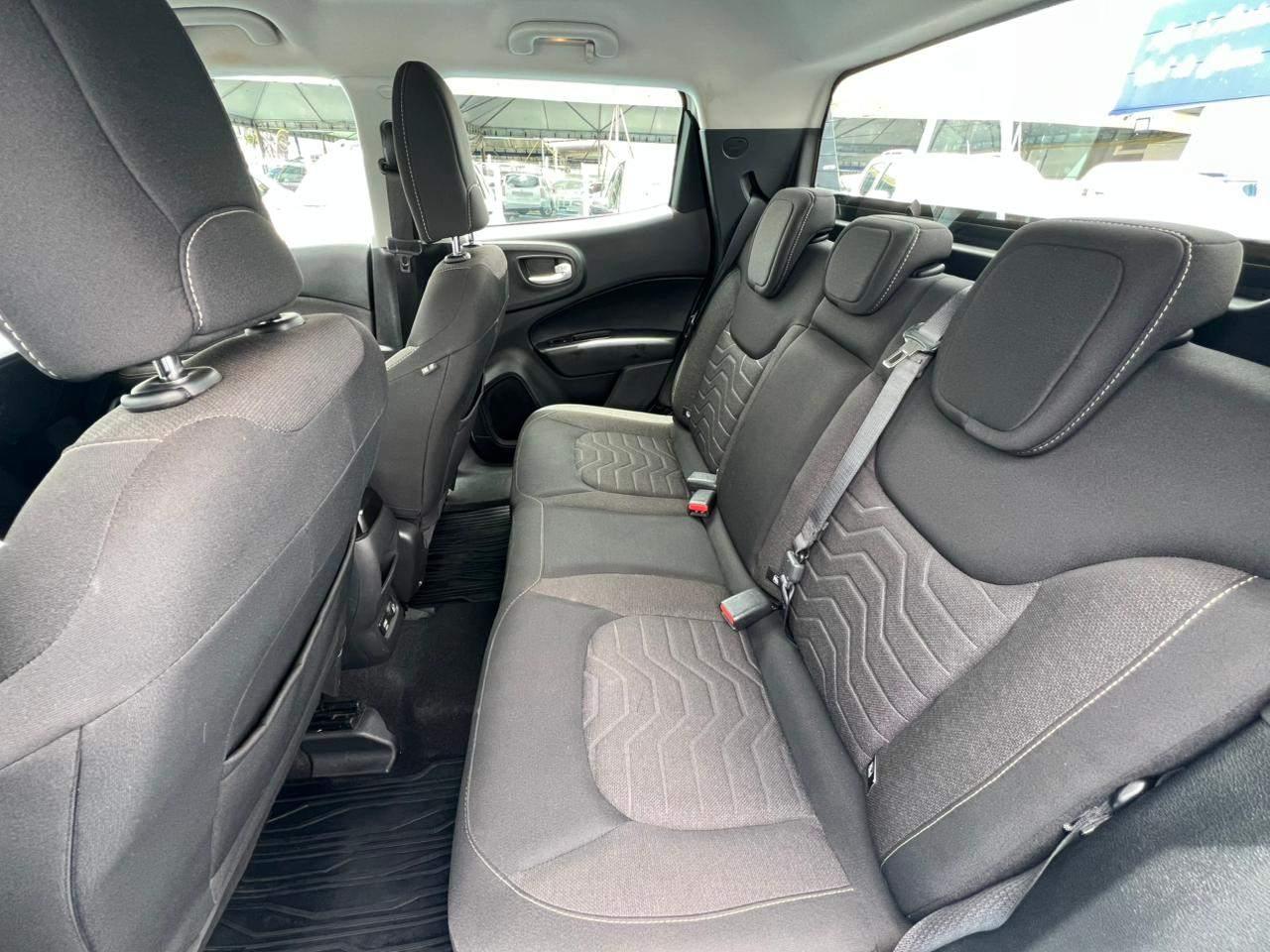 Foto número 397695 do veiculo