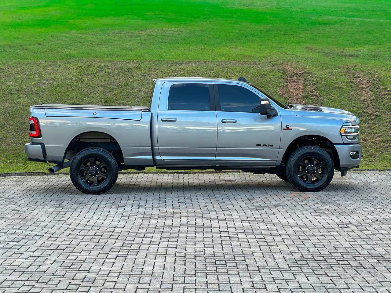 Foto número 366087 do veiculo