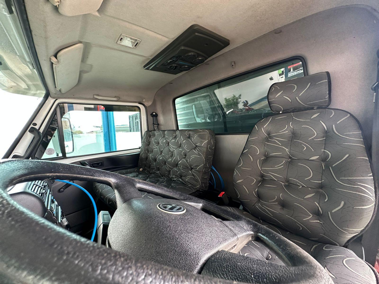 Foto número 393012 do veiculo