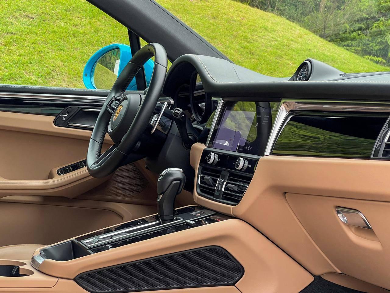 Foto número 388638 do veiculo