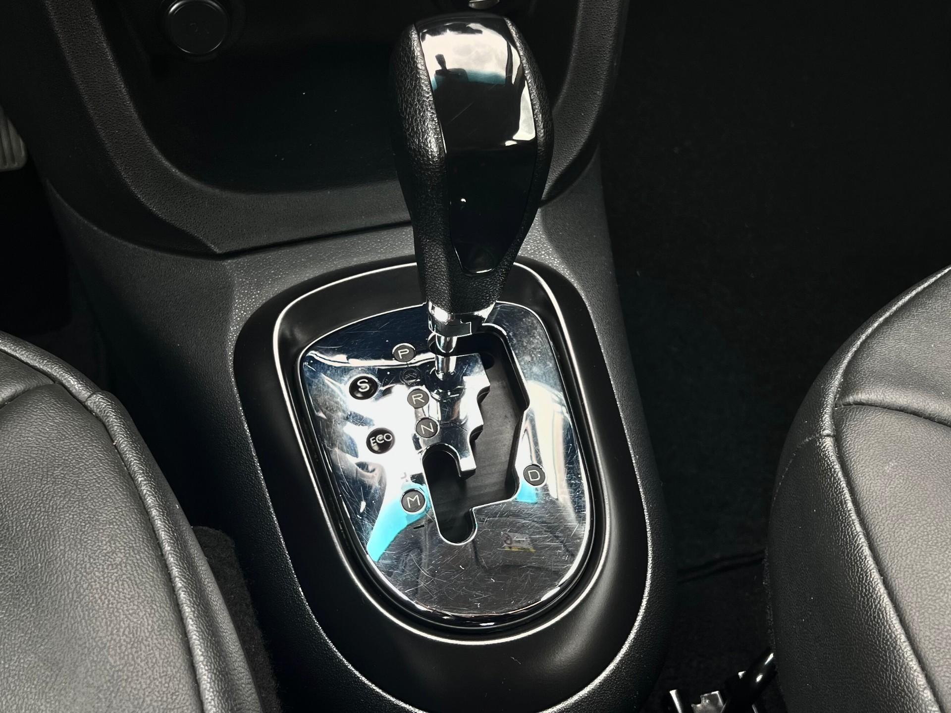 Foto número 398883 do veiculo